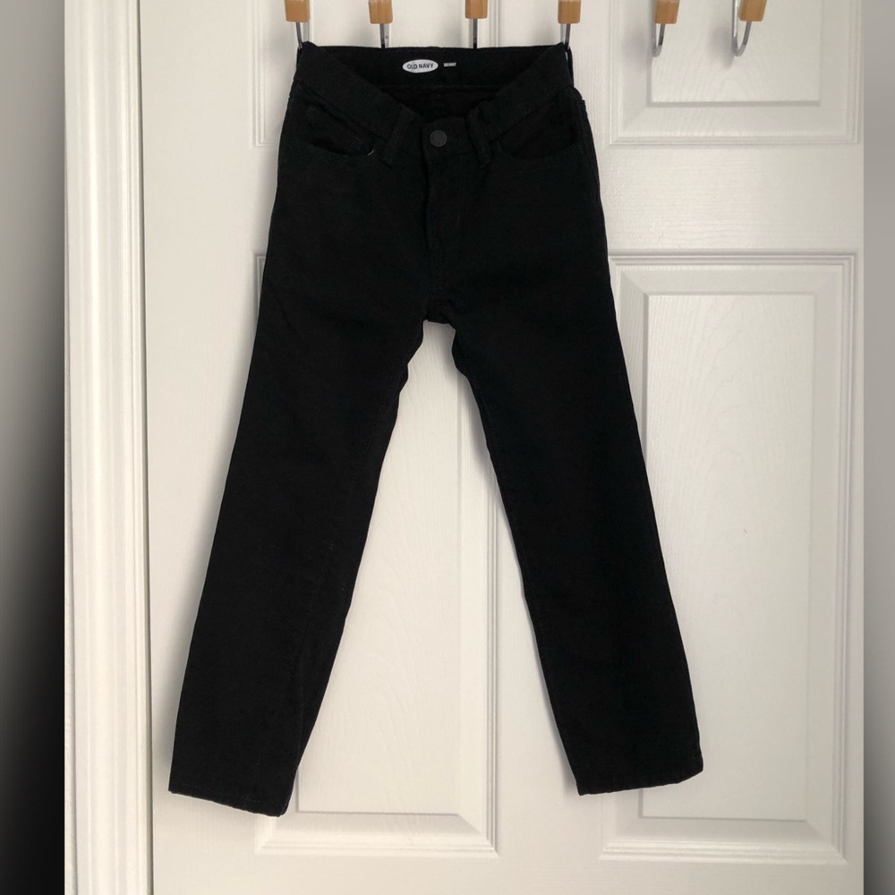 Boys Old Navy black jeans size 6.